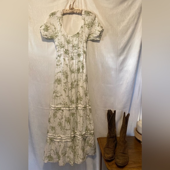 MAX + ASH Womens Size Large White and Green Milkmaid Dress Cottagecore - Picture 4 of 5
